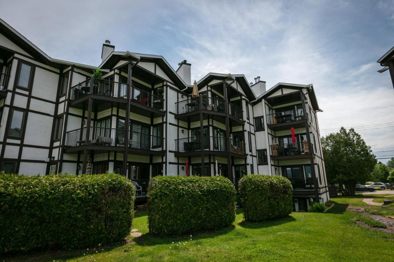 Escapade Pinoteau Tremblant Getaway Apartment Mont-Tremblant Ngoại thất bức ảnh