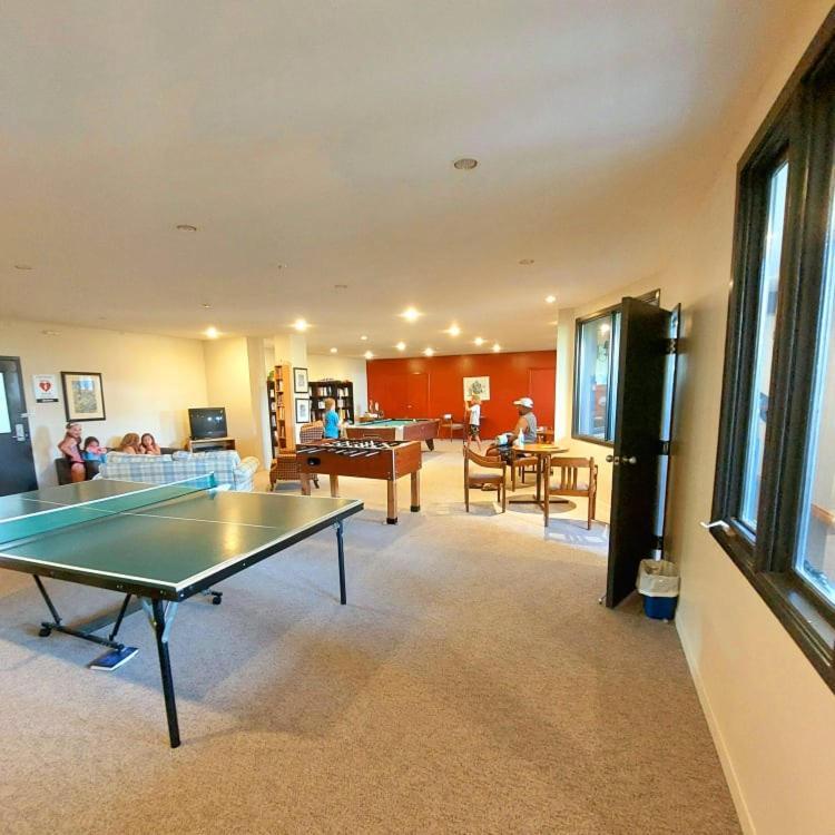 Escapade Pinoteau Tremblant Getaway Apartment Mont-Tremblant Ngoại thất bức ảnh
